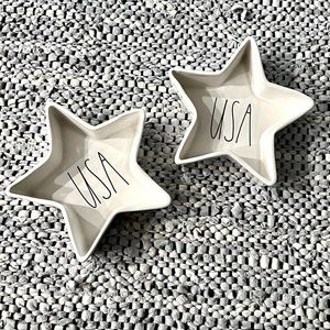 Never used Rae Dunn Artesian Collection by Magenta USA Star shape bowls (two)